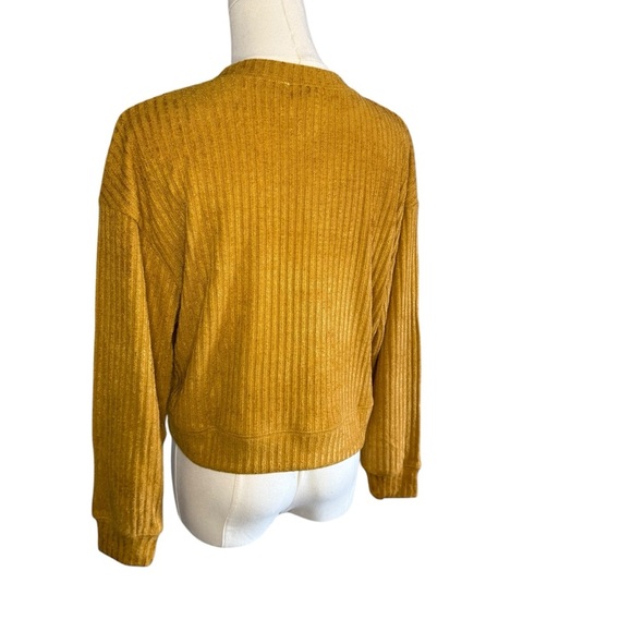 B.O.G Band Of The Free Gold Russel Velvet Knit Ribbed Long Sleeve Sweater SizeXS - Picture 2 of 4